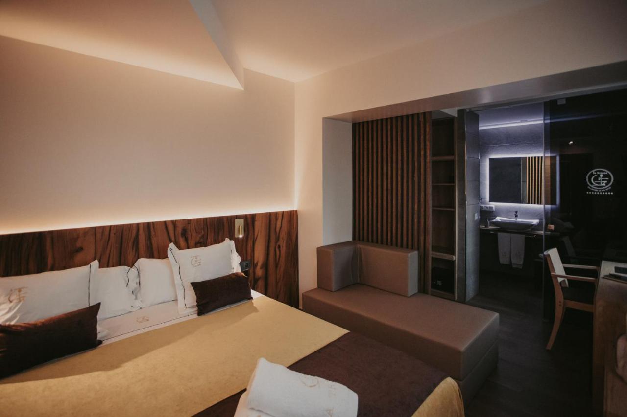 La Trobada Hotel Boutique Ripoll Extérieur photo