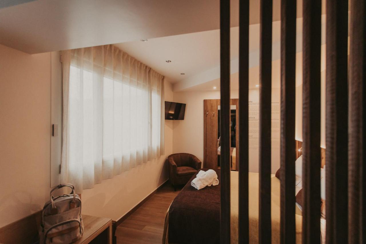 La Trobada Hotel Boutique Ripoll Extérieur photo