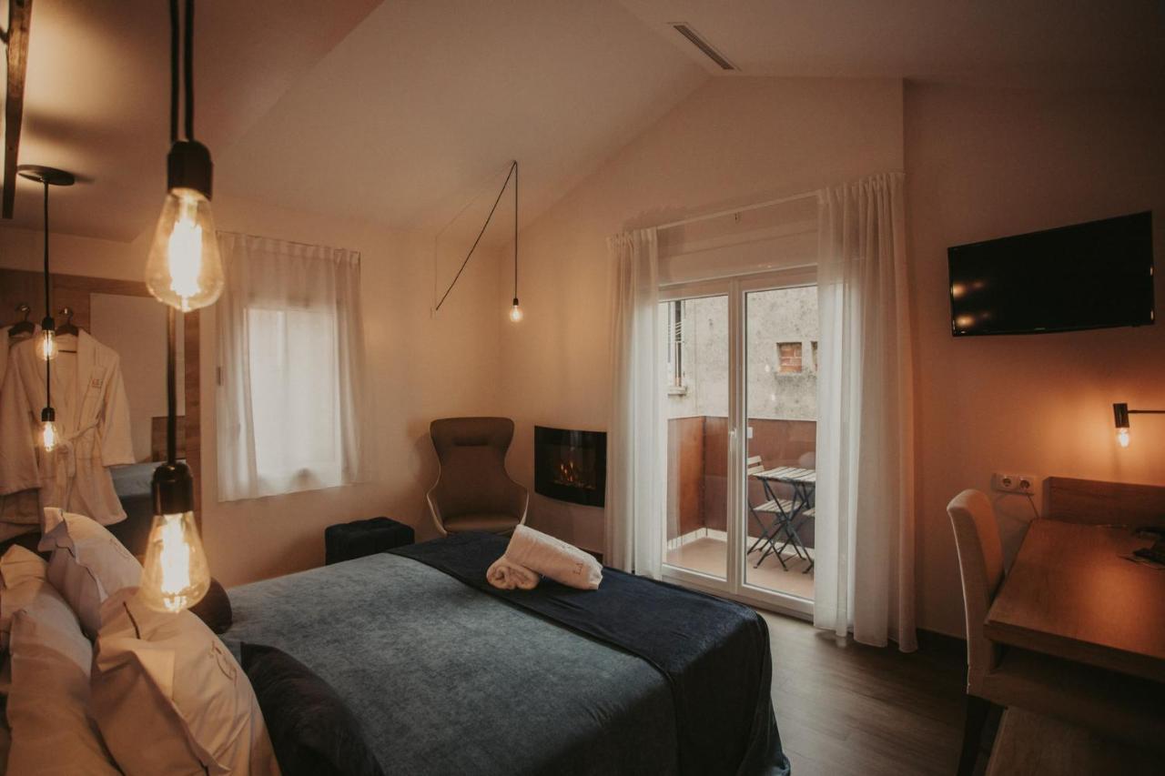 La Trobada Hotel Boutique Ripoll Extérieur photo