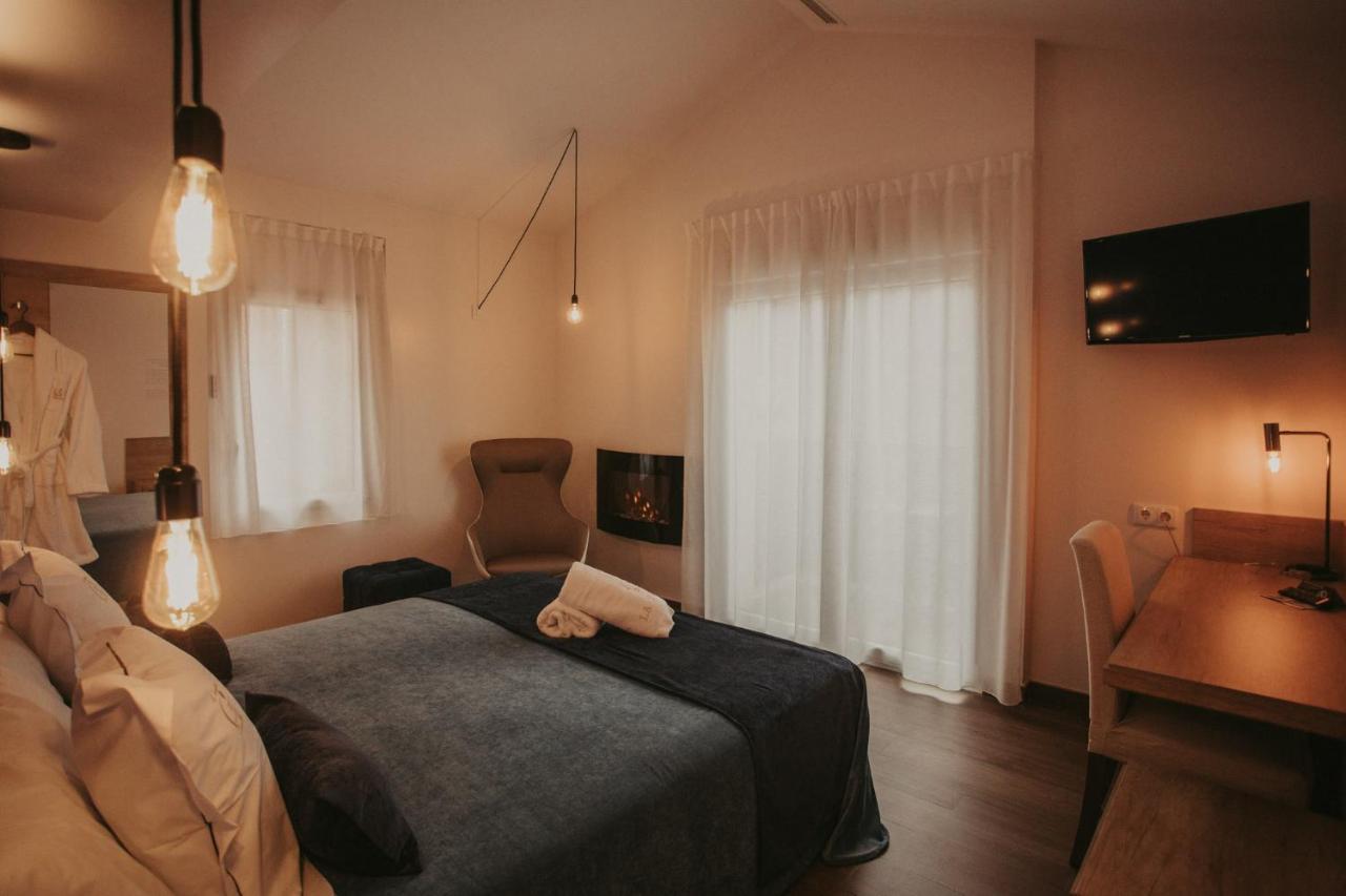 La Trobada Hotel Boutique Ripoll Extérieur photo